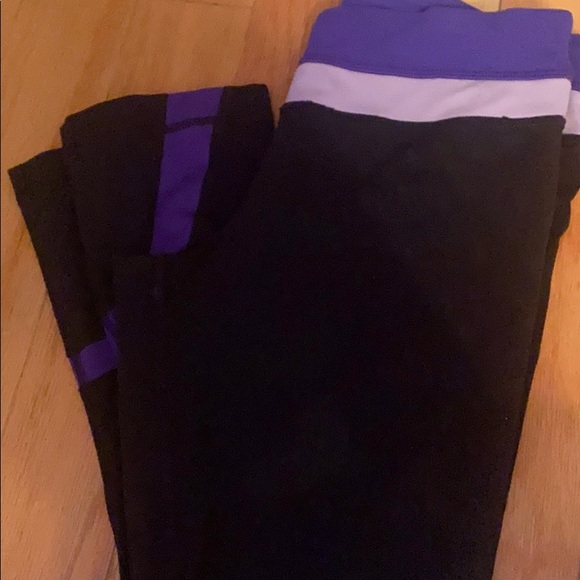 LULU LEMON LEGGINGS .....$45 - Picture 4 of 5